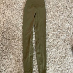 Lululemon size 2 align leggings!!!